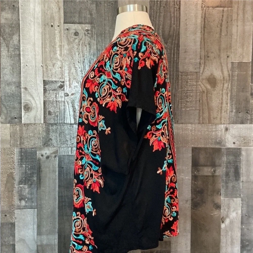 Altar’d State Embroidered Kimono - Picture 10 of 12